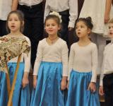 choir_mgl_2-3grades_12_2016-24.jpg